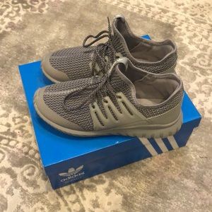 Adidas Tubular Radial